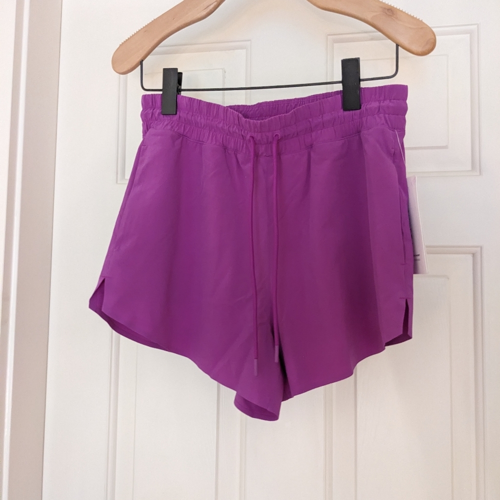 Athleta Crossroad Shorts NWT